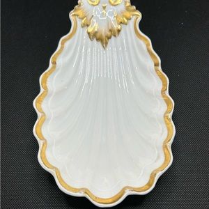 Vintage White Scalloped Shell Shaped Porcelain Dish w/Gold Trim